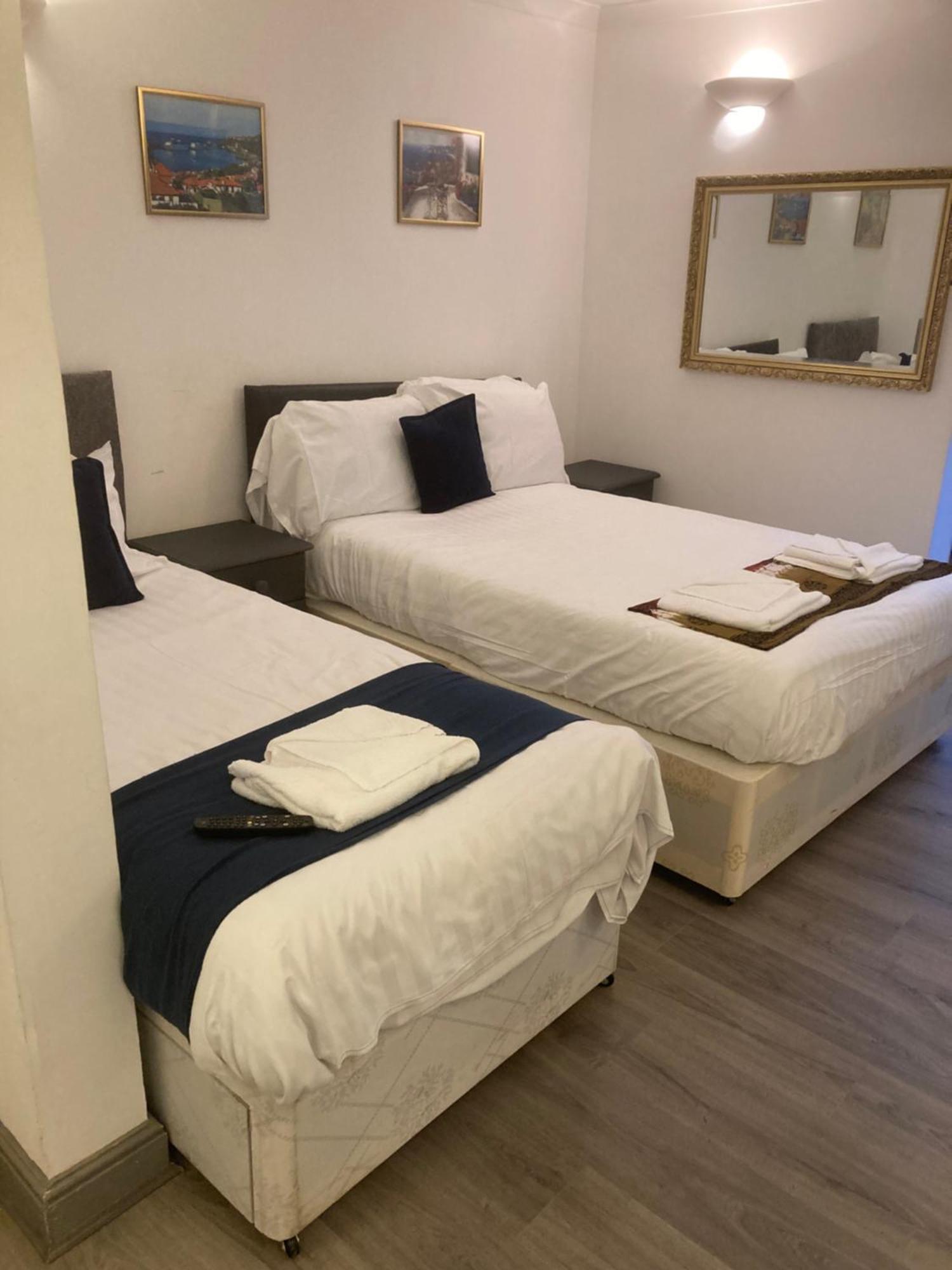 Abingdon Lodge & Suit Ryde  Esterno foto